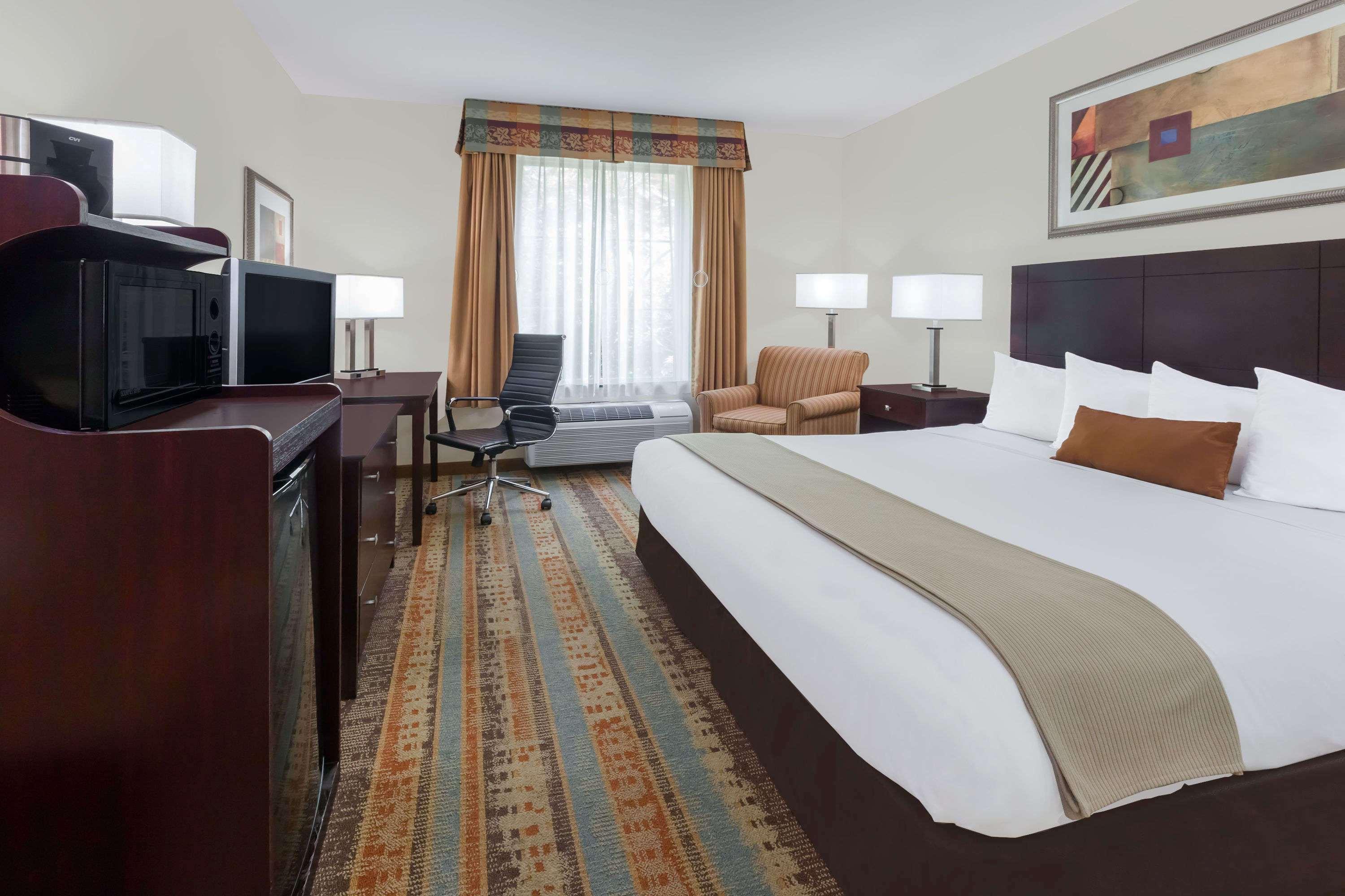 Baymont By Wyndham Henderson Hotel Ngoại thất bức ảnh